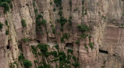 Тоннель Гуоллян в Китае